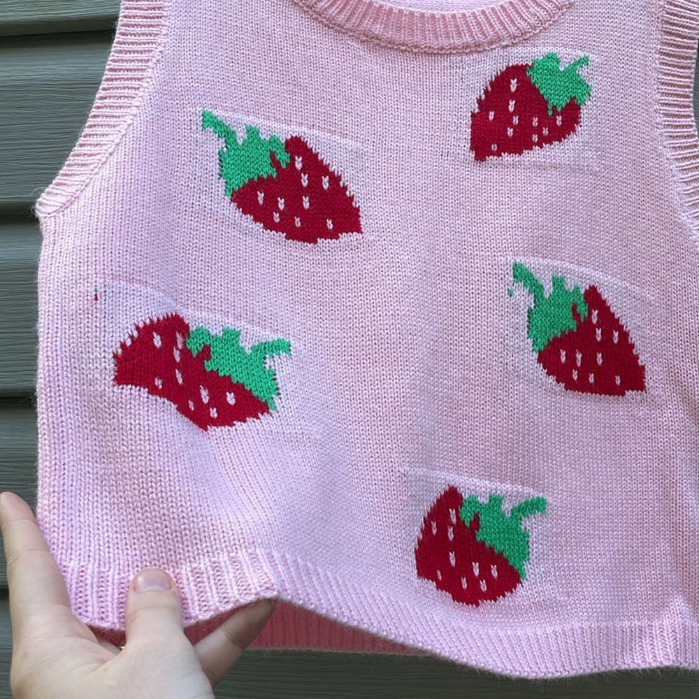 Strawberry Graphic Knit Sweater Vest - Picture 4 of 7